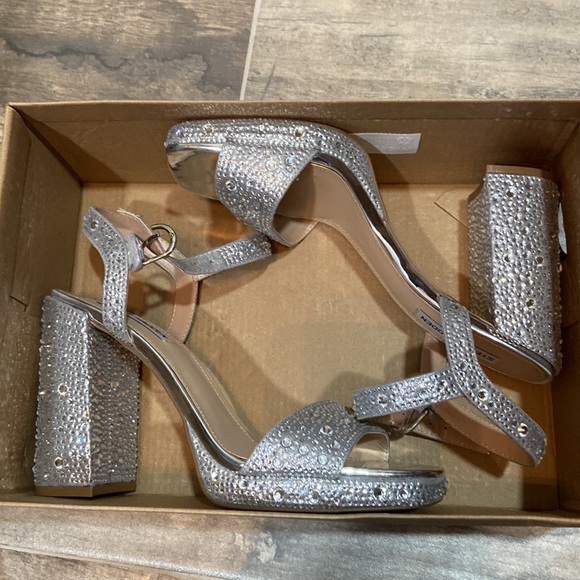 Rhinestone heels - Picture 5 of 5